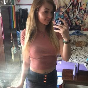 Meet your Posher, Carissa🎀